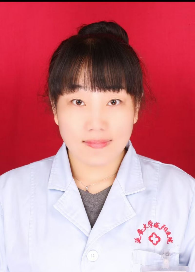 李瑞 副主任醫(yī)師